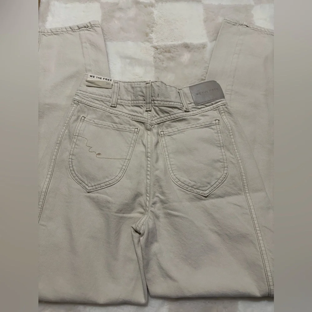 Free People WE THE FREE straight leg jeans NWOT - Picture 8 of 8